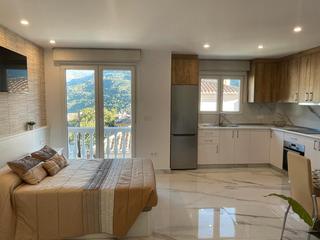 Lloguer Estudi a Barrio alto 83. Estudio en guejar sierra