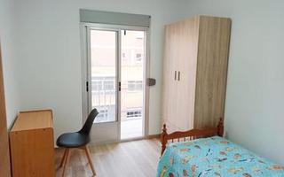 Location Appartement à Calle emperatriz eugenia 24. Piso emperatriz eugenia 4 dormitorios