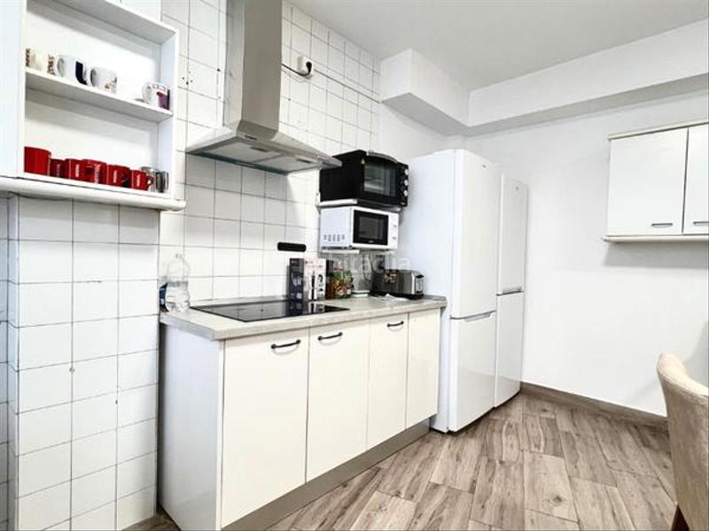 Foto 0039dc7b-81f5-4308-886c-3f4ac33acd73. Affitto appartamento in calle carril del picón 24 in Granada