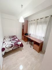 Location Appartement à Calle doctor fernando escobar 4. Habitaciones verano plaza de toros