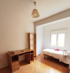 Rent Flat in Calle ángel barrios 5. Ángel barrios caminó de ronda estudiantes