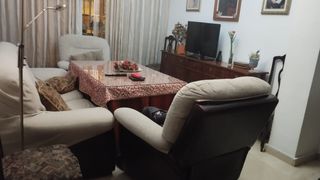Alquiler Piso en Calle san basilio 31. Piso zona traumatologia 3 dormitorios y calefacción central