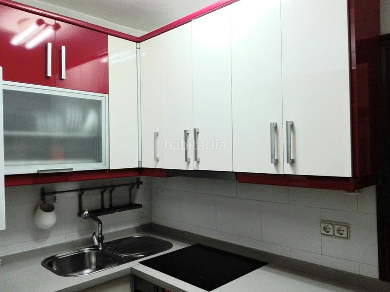 Foto 0108be02-64a3-43d4-abba-3c59679c2973. Miete etagenwohnung in calle ribera del genil 20 in Granada