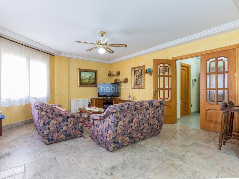 Foto 0b421c9b-58dc-4d44-a4c3-e381c1d81cb6. Maison avec parking dans Novelda