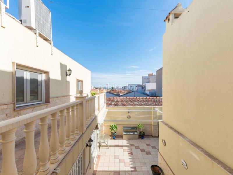 Foto ee28e469-a513-4e75-95c6-c8f664dffedc. Maison avec parking dans Novelda