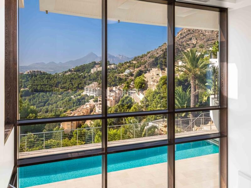 Foto 132917c9-383d-458b-bea4-31b7f8ae2cbc. Chalet excepcional villa de lujo con increíbles vistas al mar hills. en Altea