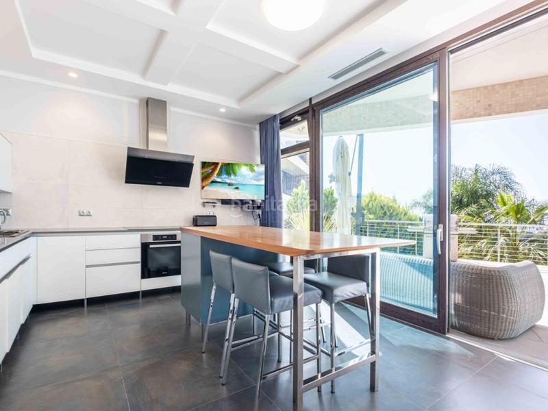 Foto 27b4c3d4-724a-4ed9-86ed-97e1b13a134a. Chalet excepcional villa de lujo con increíbles vistas al mar hills. en Altea