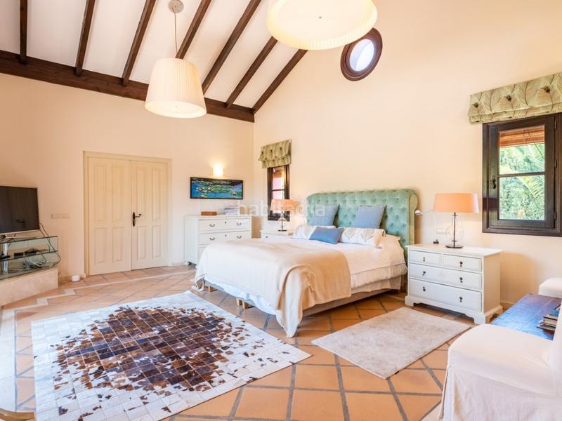 Foto 2ffe428c-0060-479b-9a50-ed12cc99de2d. Casa con piscina in Paraiso - Barronal Estepona