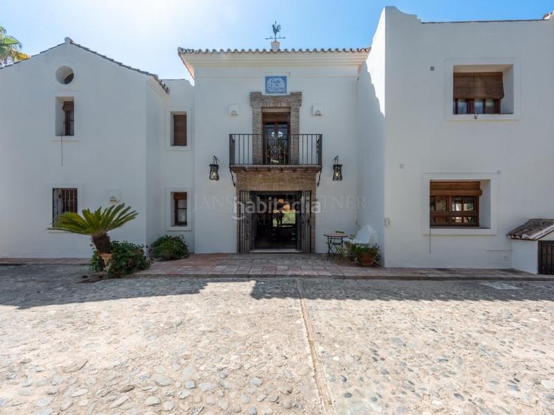 Foto 4e267170-ea16-4a81-9f95-16b6103d5d1c. Casa con piscina in Paraiso - Barronal Estepona