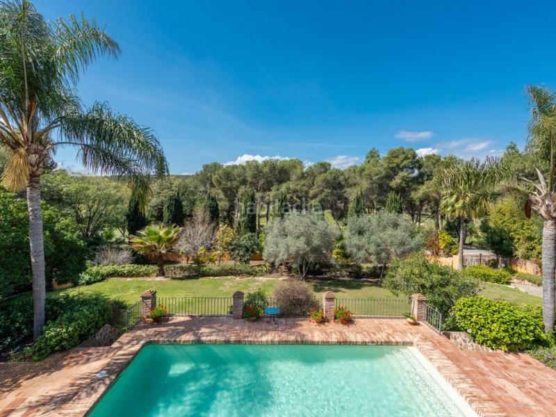 Foto a68fa8ac-3009-463f-bef6-13a1ae131b15. Casa con piscina in Paraiso - Barronal Estepona
