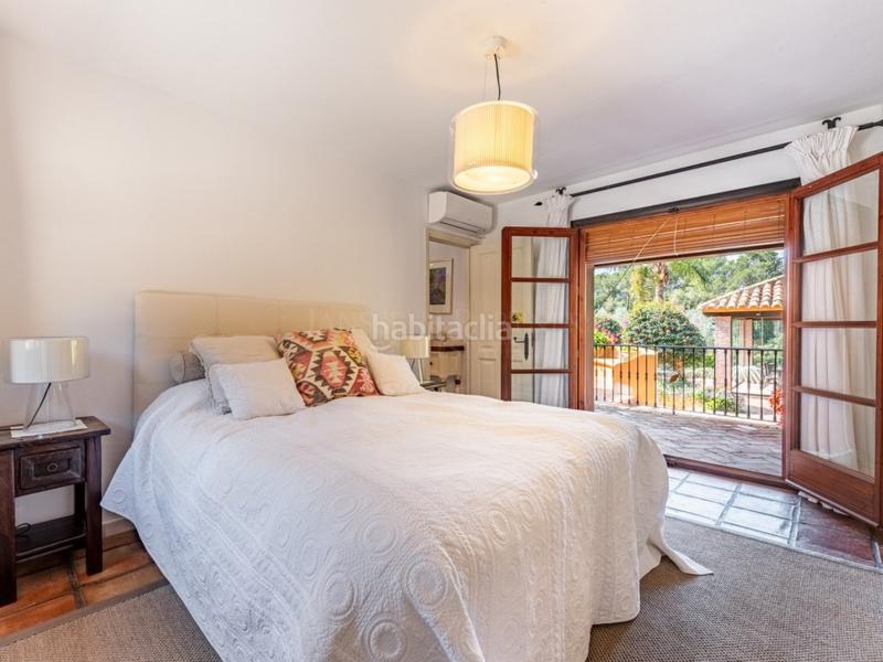 Foto b0729d4b-f9b0-486f-b1bf-543891678892. Casa con piscina in Paraiso - Barronal Estepona