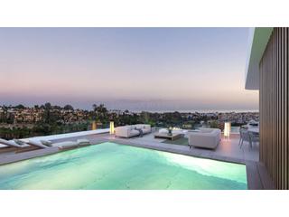 Doppelhaus in Nueva Atalaya. Vivienda pareada 4 habitaciones venta estepona