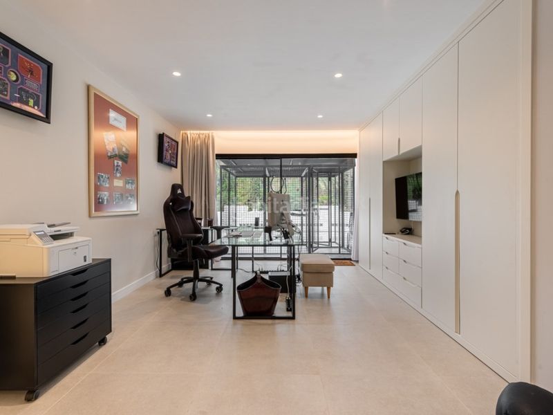 Foto 4d73eb1c-3e27-4f11-9540-c03a3adec617. Apartament amb piscina a lomas de Marbella club Marbella