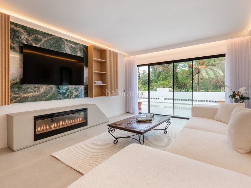 Foto 5db7c93b-391e-4b15-9286-a7023e3a1803. Apartament amb piscina a lomas de Marbella club Marbella