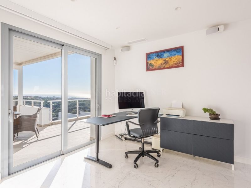 Foto 6335c440-57b7-4456-b31f-5665e2e99924. Casa amb piscina a Nueva Andalucía centro Marbella