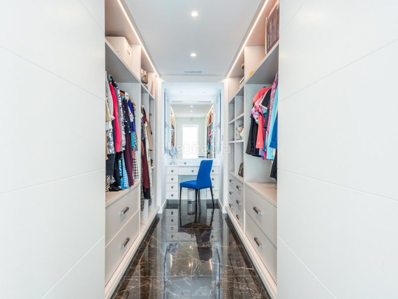 Foto 6764d20e-0829-4ea3-b4ac-6e1e4decd37e. Casa amb piscina a Nueva Andalucía centro Marbella