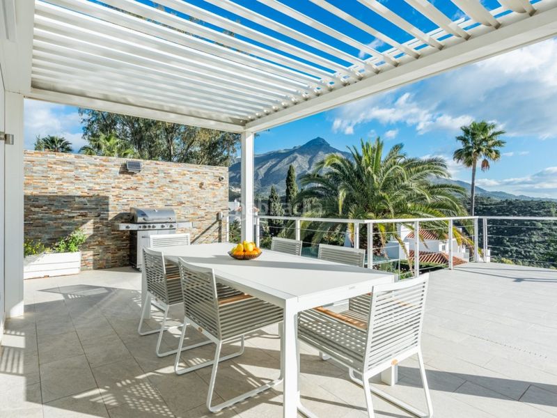 Foto 69698d52-bbf0-42c4-9011-1a8582148cf6. Casa amb piscina a Nueva Andalucía centro Marbella