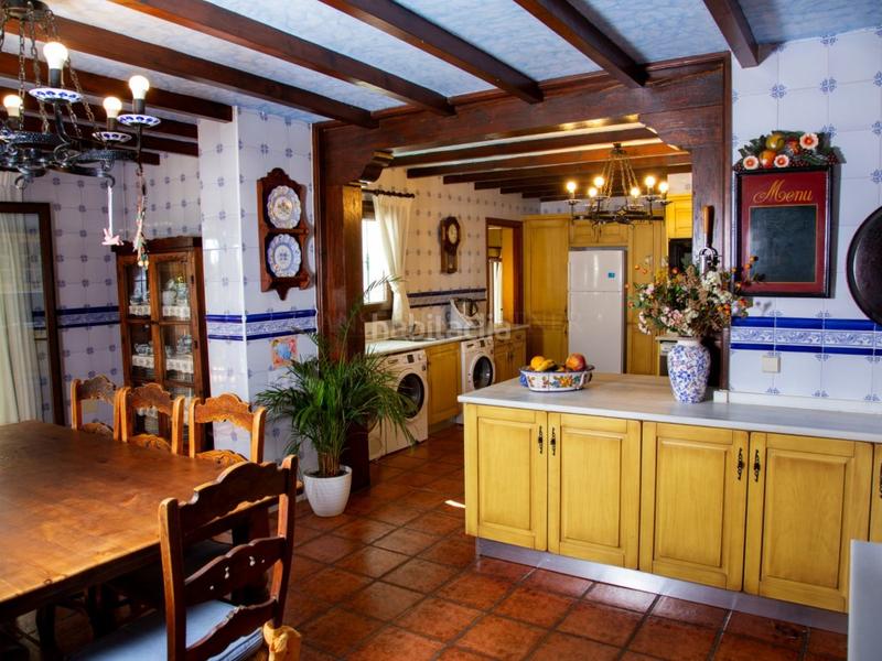 Foto 0ebbcf61-ecaf-4a3f-8460-aef21b56d41d. Casa amb calefacció piscina a El Faro de Calaburra - Chaparral Mijas