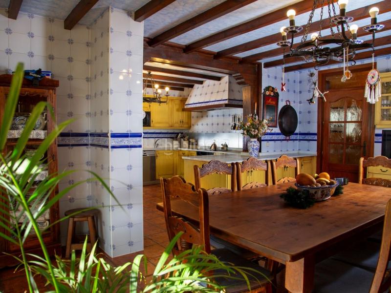 Foto 1861f8cf-2576-4997-baa0-c41c172ce522. Casa amb calefacció piscina a El Faro de Calaburra - Chaparral Mijas