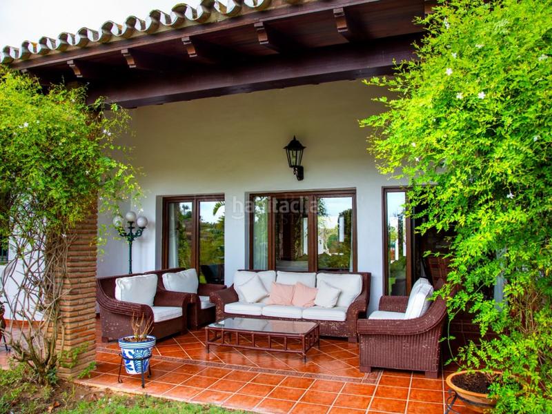 Foto 41ce1b8b-d5ef-4eeb-9cd2-624dfd603b62. Casa amb calefacció piscina a El Faro de Calaburra - Chaparral Mijas