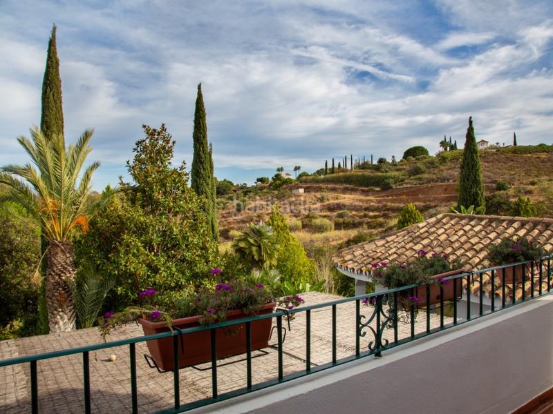 Foto 74cec724-02fe-4393-846a-f62c9d03e886. Casa amb calefacció piscina a El Faro de Calaburra - Chaparral Mijas