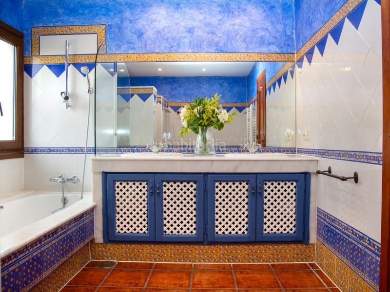Foto 7ae44352-20fe-48d0-b6e8-5ea21e6b822c. Casa amb calefacció piscina a El Faro de Calaburra - Chaparral Mijas