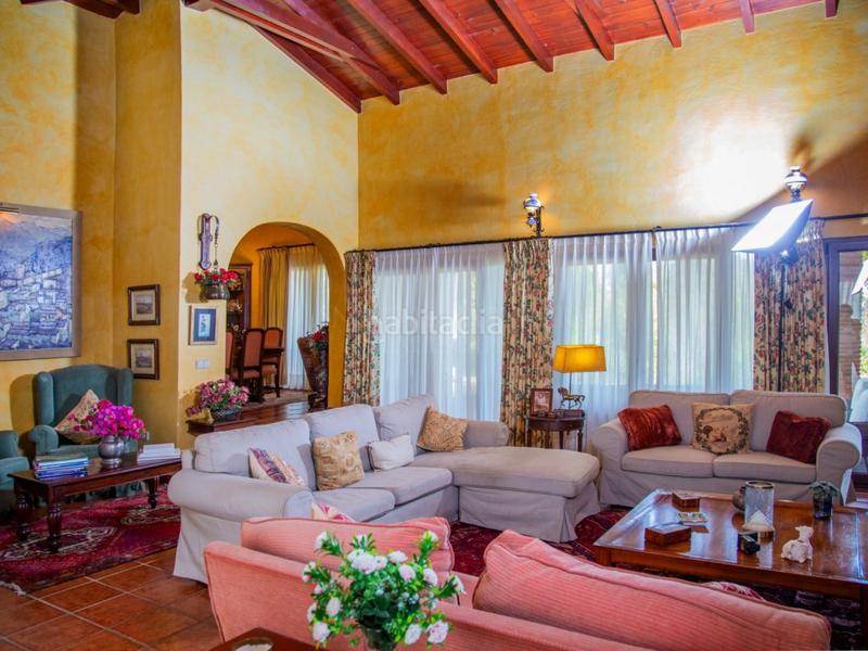 Foto b2155b76-5cfc-4cf3-bd54-cd1e7cc2f9bb. Casa amb calefacció piscina a El Faro de Calaburra - Chaparral Mijas