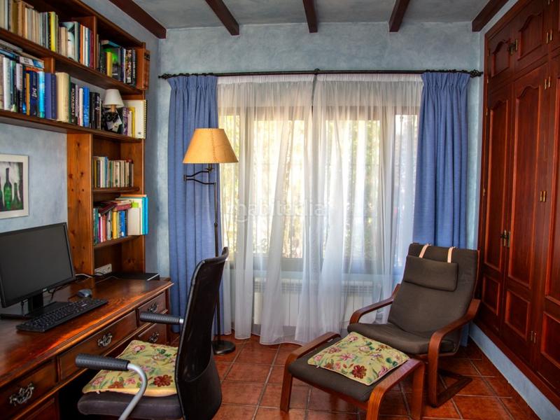 Foto d4b1504a-6d24-44cf-be54-d6ffefa4b0f9. Casa amb calefacció piscina a El Faro de Calaburra - Chaparral Mijas