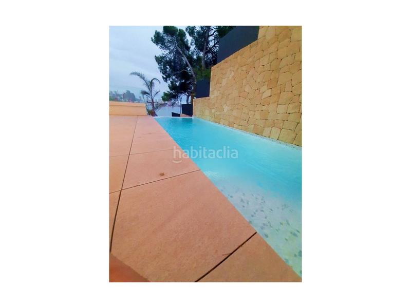 Foto 1fb9c55b-a1df-40ec-931f-b6f79044f131. Àtic amb aparcament piscina a Levante Alto Benidorm