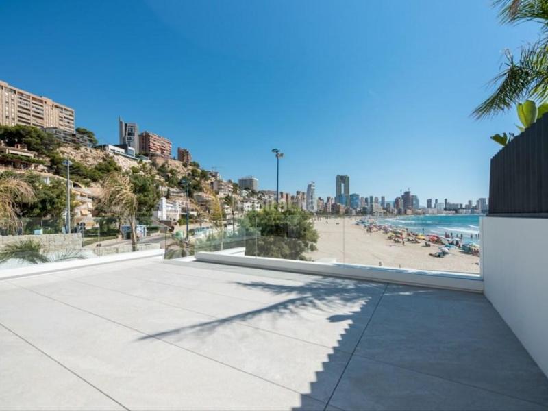 Foto d8672443-c8f2-482e-b2f7-c9eb86072bdf. Àtic amb aparcament piscina a Levante Alto Benidorm