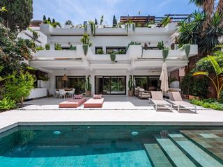 Duplex in Lomas de Marbella Club. Dúplex 3 habitaciones venta marbella