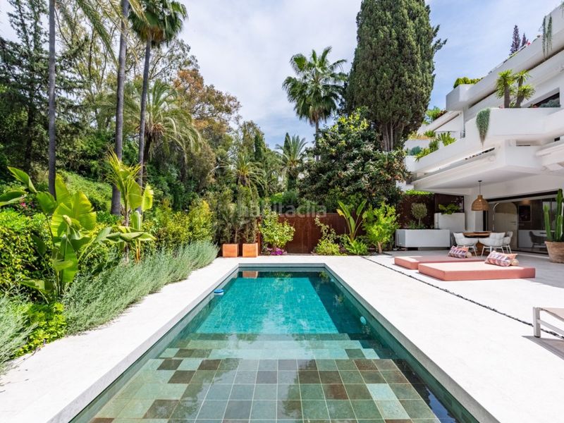 Foto a32529ac-2c52-4693-8ed8-33aa17d86ce3. Dúplex amb piscina a lomas de Marbella club Marbella