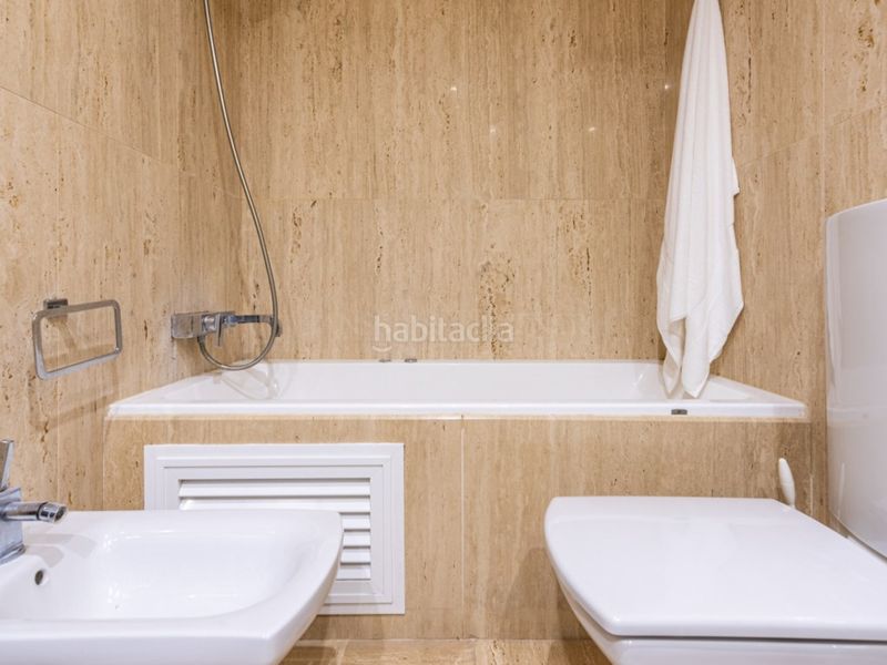 Foto 1b485bf7-798a-4b72-906d-6f80f6a5e675. Apartament amb piscina a Nueva Andalucía centro Marbella