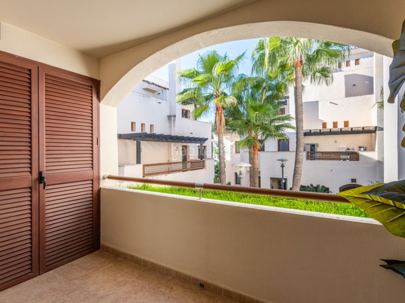 Foto 2d831ab5-8e49-43fe-bfdf-d5e8aa32ca2f. Apartament amb piscina a Nueva Andalucía centro Marbella