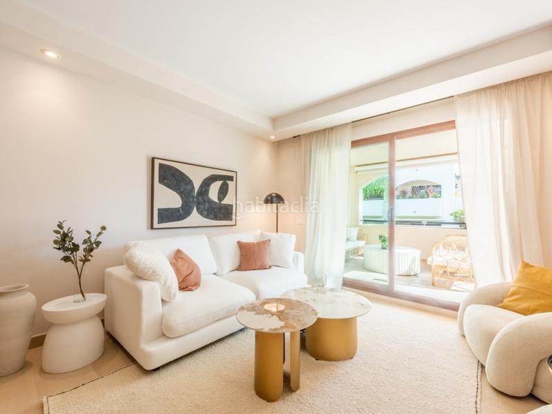 Foto 7253c290-01f8-42c2-acdb-d8e68413b382. Appartement avec piscine dans Nueva Andalucía centro Marbella