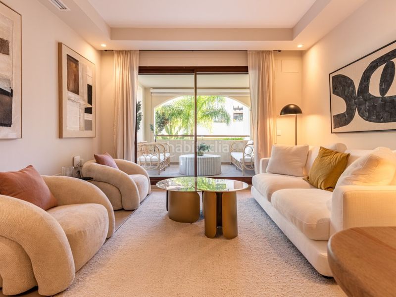 Foto a727cbad-6de8-419d-8f1d-099619b9330d. Apartament amb piscina a Nueva Andalucía centro Marbella