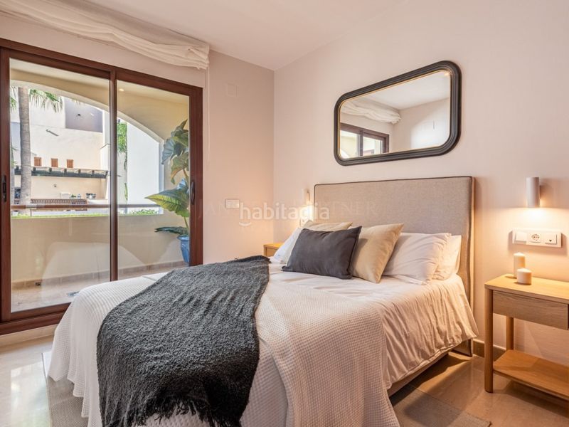 Foto c77bd933-7e37-4606-b12b-a78572a9fb80. Apartament amb piscina a Nueva Andalucía centro Marbella
