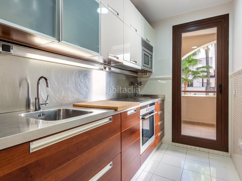 Foto d5096008-d235-423e-beaa-b1ebdb7d1baa. Apartament amb piscina a Nueva Andalucía centro Marbella