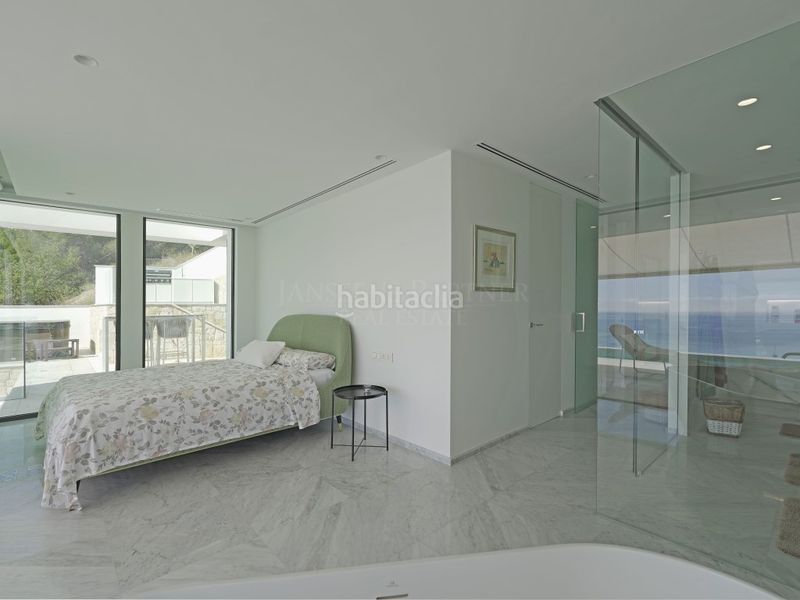 Foto e3e73a61-b92f-4634-b364-b7fa250aca4f. Flat in Mascarat Altea