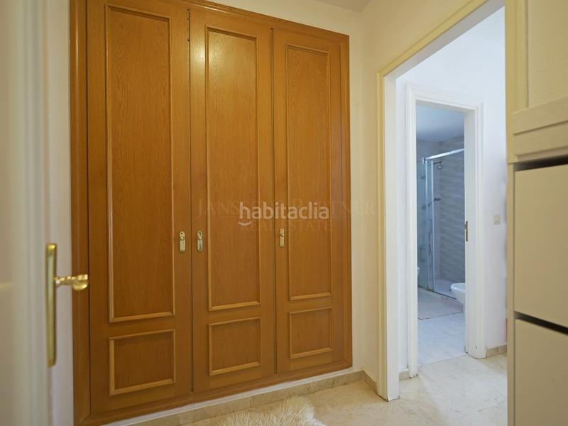 Foto d3738876-6f27-4664-8202-71165c50debe. Chalet in Bonalba-Cotoveta Mutxamel