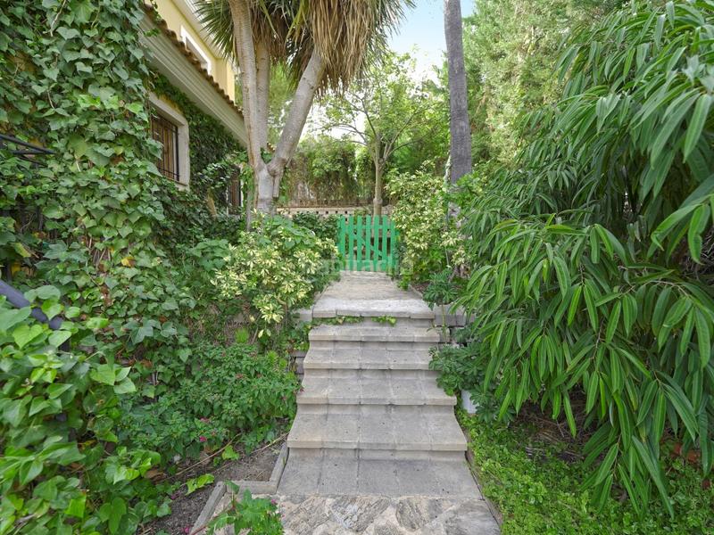 Foto f7d55fd4-bb2b-4850-8f61-d96c54da8dbe. Chalet in Bonalba-Cotoveta Mutxamel