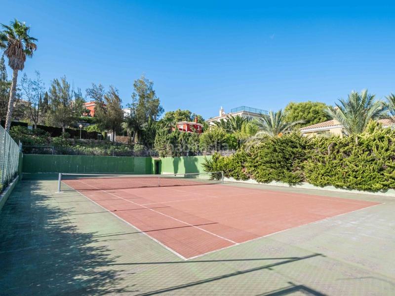 Foto facff2d2-d410-42eb-a8e9-15fd4979e39d. Chalet in Bonalba-Cotoveta Mutxamel