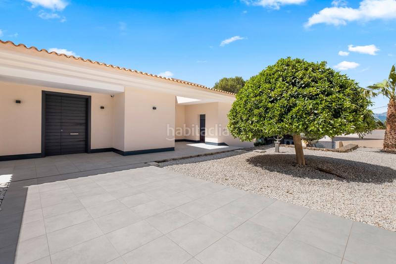 Foto dd19851c-acb2-46b3-841b-5305dffcd8ab. Chalet con riscaldamento parcheggio piscina in Altea la vella Altea