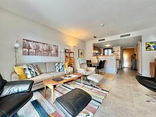 Etagenwohnung in Escandinavia-Cautivador. Un bonito apartamento con orientación oeste se encuentra en el b