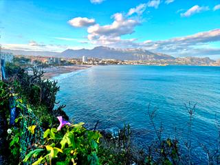 Casa a L´Albir. Increíble propiedad en primera línea de playa nos enorgullece pr