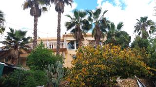 Casa a El Tossal-Bello Horizonte. Una villa de estilo rústico ubicada entre la nucía y altea! esta