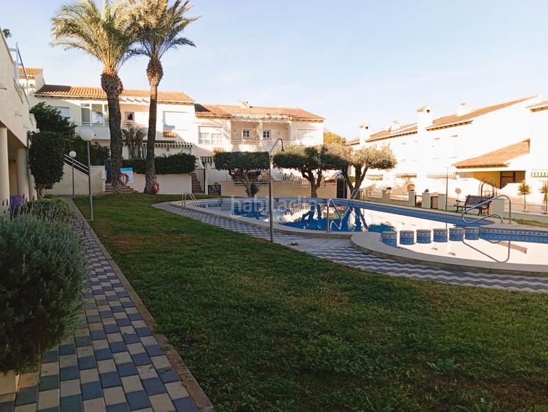 Foto b9f5905b-268e-4fce-b820-9562c5ea1857. Casa la propiedad se encuentra en una de las zonas más cotizadas de la costa blanca en albir. tiene 200m2 de superficie, esta propiedad en Alfàs del Pi (l´)