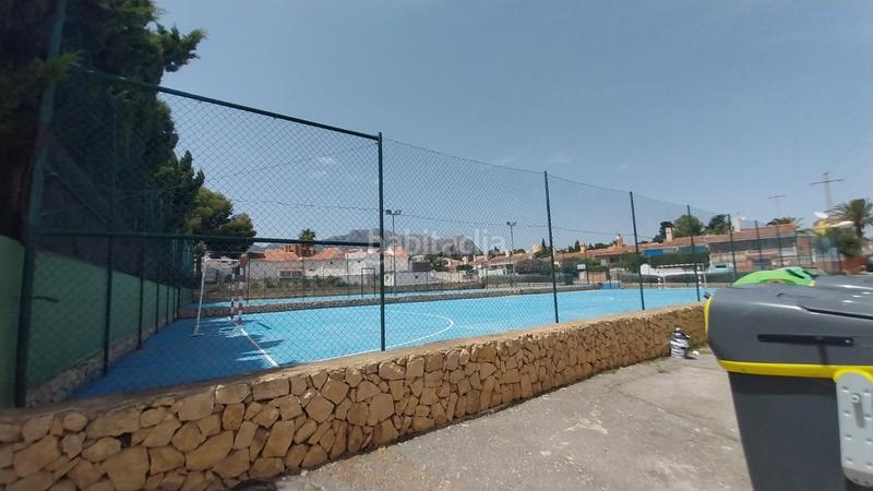 Foto 0eb90435-0f34-4921-8afa-a8e4b1465422. Casa pareada preciosa chalet ubicada en la bonita urbanización denbsppanorama en la nucia. esta casa tiene 281 m de construidos en una parcela en Nucia (la)