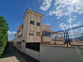 Rez-de-chaussée à L´Albir. Apartamento en venta en la planta baja con grande terraza solead