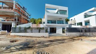 Haus in Polop. 6 villas de lujo con 3 dormitorios y 3 baños y piscina privada,